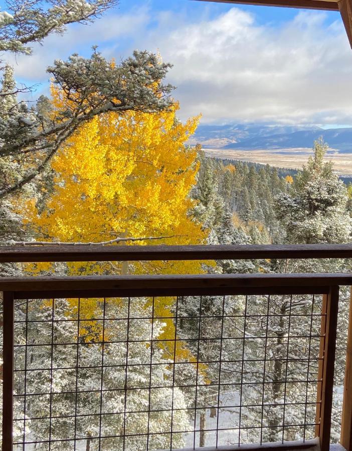 Ridgewalk Treehouse Bed & Breakfast Angel Fire Eksteriør bilde